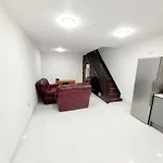Apartment In East Ham, London