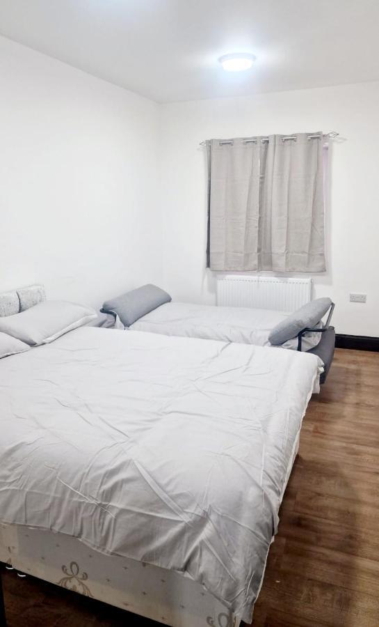 In East Ham, Appartement